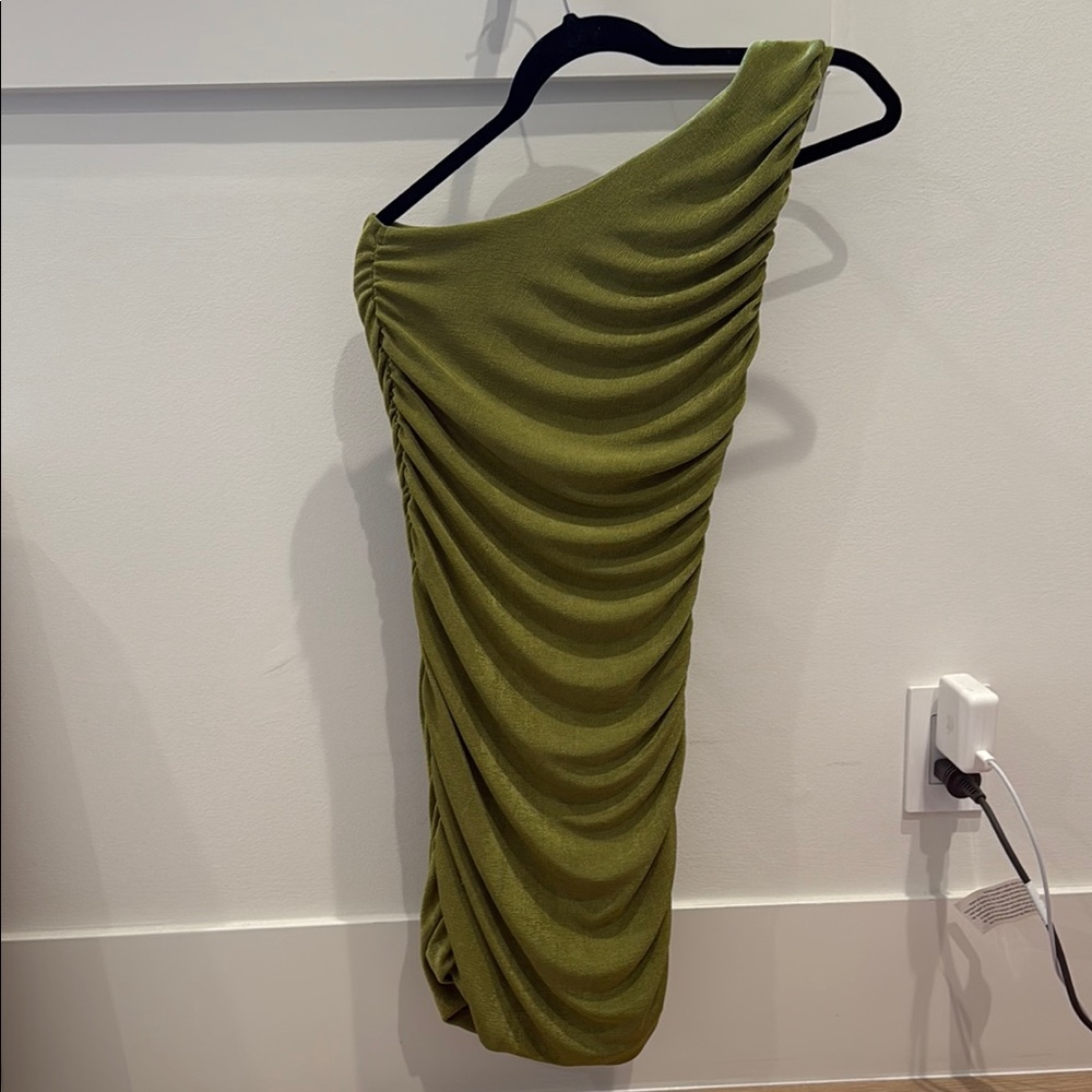 Elegant Olive Green One-Shoulder Dress
